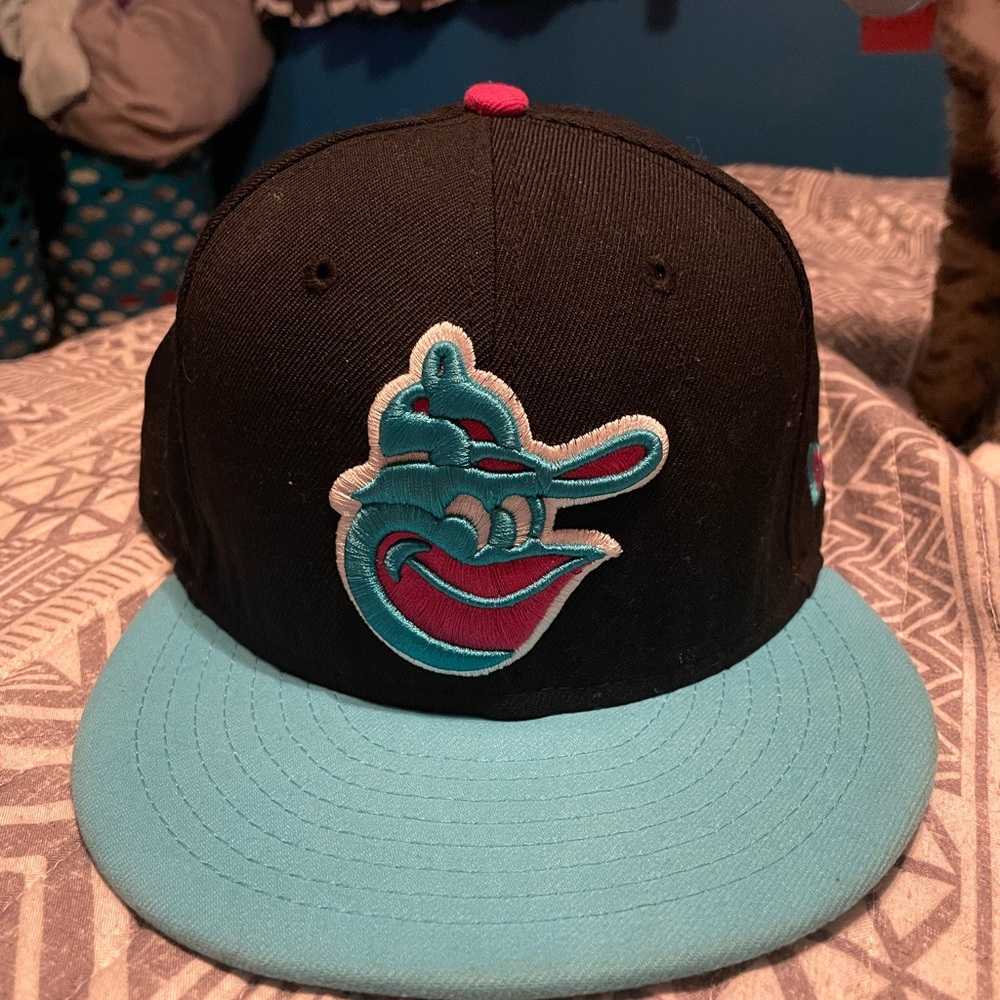 New Era size 7 1/2.